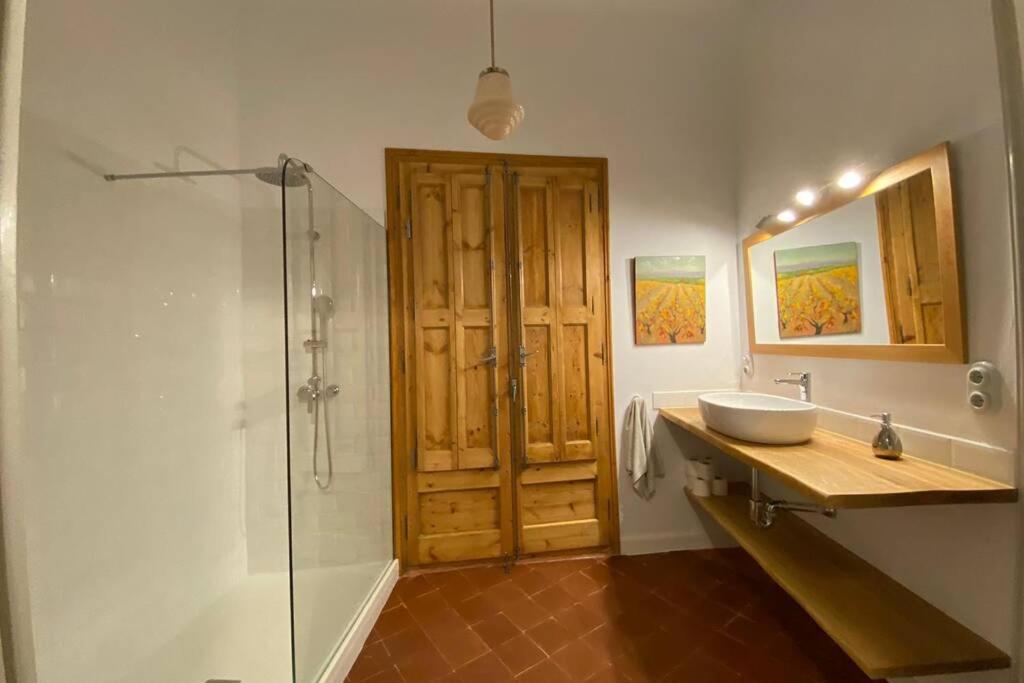 קסטלו דה אמפוריאס Casa Moner Loft Edifici Historic Centre Medieval De Castello מראה חיצוני תמונה