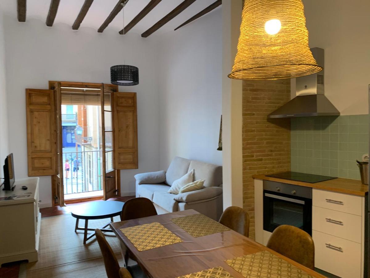 קסטלו דה אמפוריאס Casa Moner Loft Edifici Historic Centre Medieval De Castello מראה חיצוני תמונה